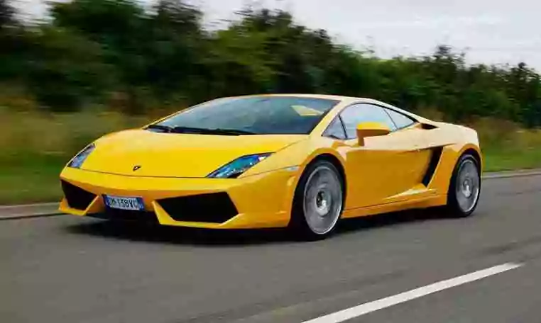 Lamborghini hire in Dubai 